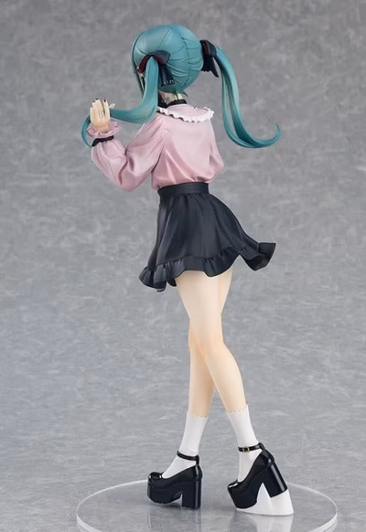 Vocaloid Pop Up Parade L Hatsune Miku (The Vampire Ver.) (Rerelease) - Image 2