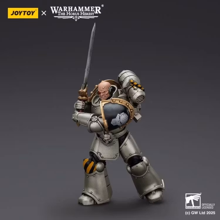 Warhammer: The Horus Heresy Iron Warriors Command Squad Chosen with Legion Standard 1/18 Scale Action Figure - Bild 5