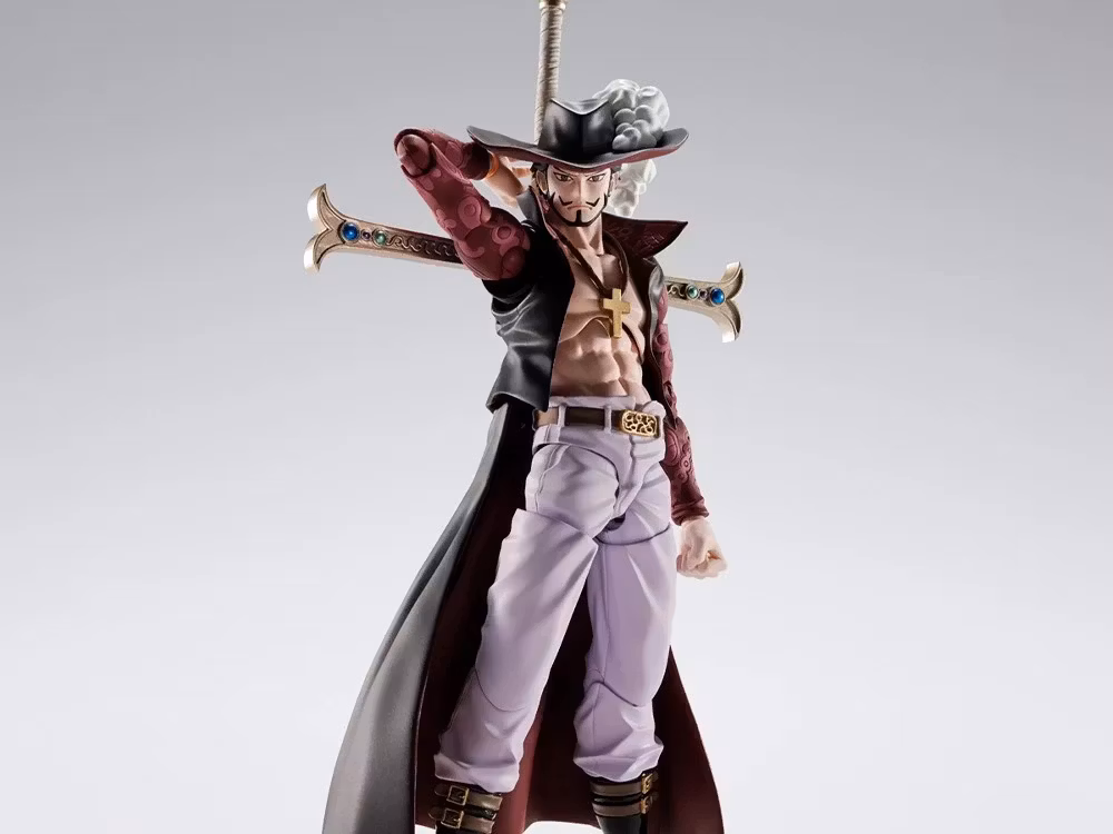 One Piece SHFiguarts Dracule Mihawk -Hawk Eye- Exclusive Action Figure