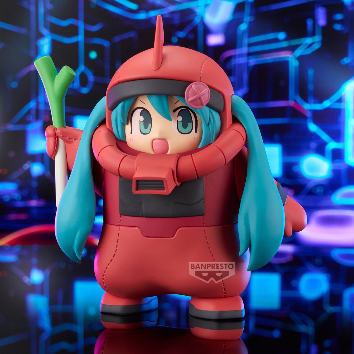 Gundam 45th Anniversary x Hatsune Miku Char's Zaku Costume Hatsune Miku Version Statue - Image 8